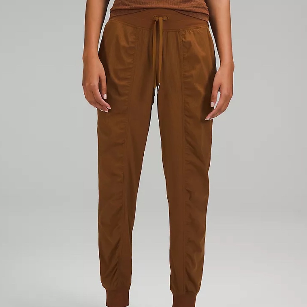 Lululemon Dance Studio Mid-Rise Jogger Full Length, Brown Size 4